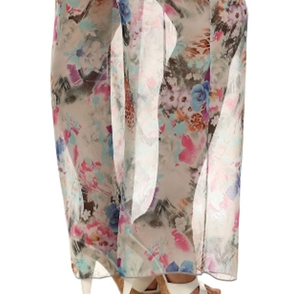 2/$25 SHEER Plus Floral Chiffon Dressy pants 2x - Picture 7 of 7